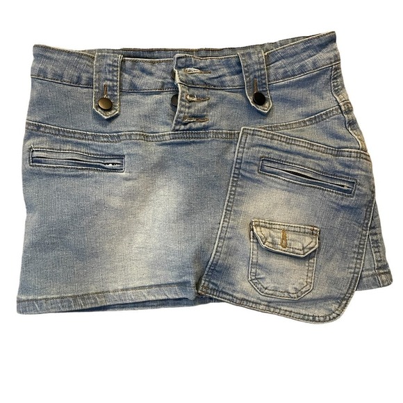Denim Skort button front pockets belt loops distressed stretch edgy Size 4 - Picture 1 of 9